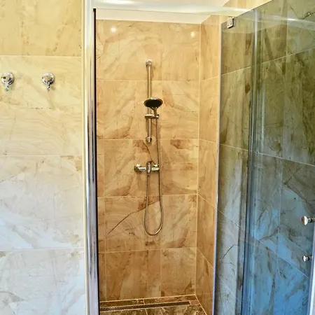 Apartman Svaty Vaclav * بايسك